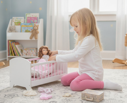 Kleines puppenbett mit - kleines,